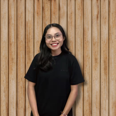 Amelia Sandria Saing, S.Pd.